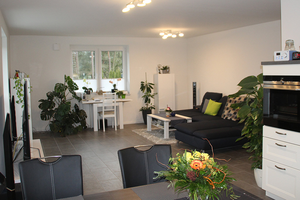 Wohnung mieten in Neubau-2-Familienhaus in Henstedt-Ulzburg Süd (Rhen)